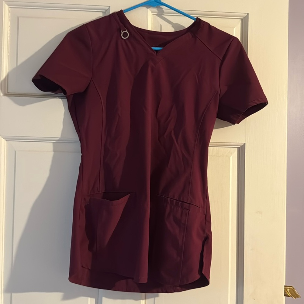 Infinity Cherokee maroon scrub top